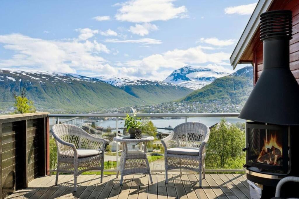 Sea & Mountain View Apartment Tromso