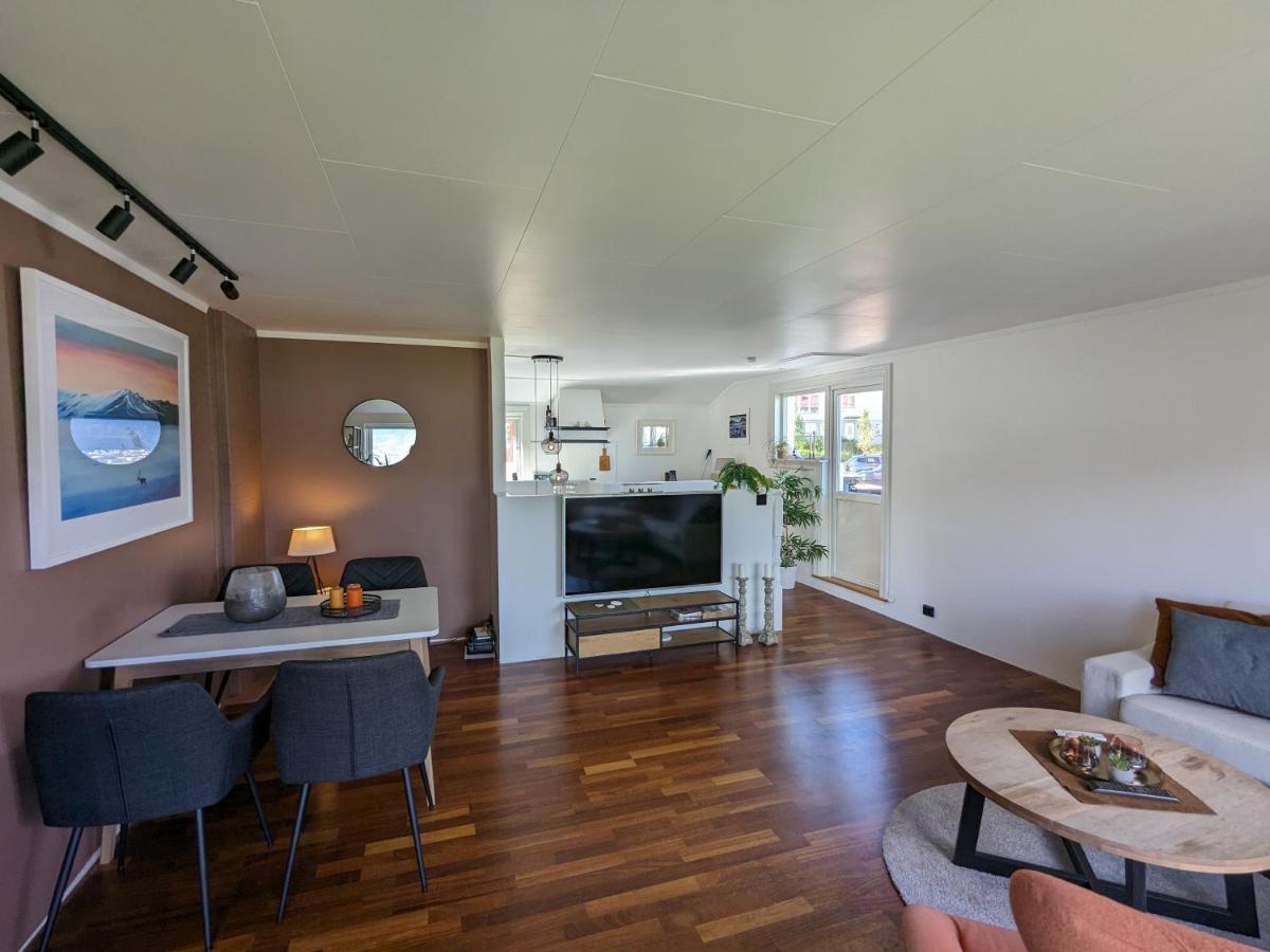 Sea & Mountain View Apartment Tromso